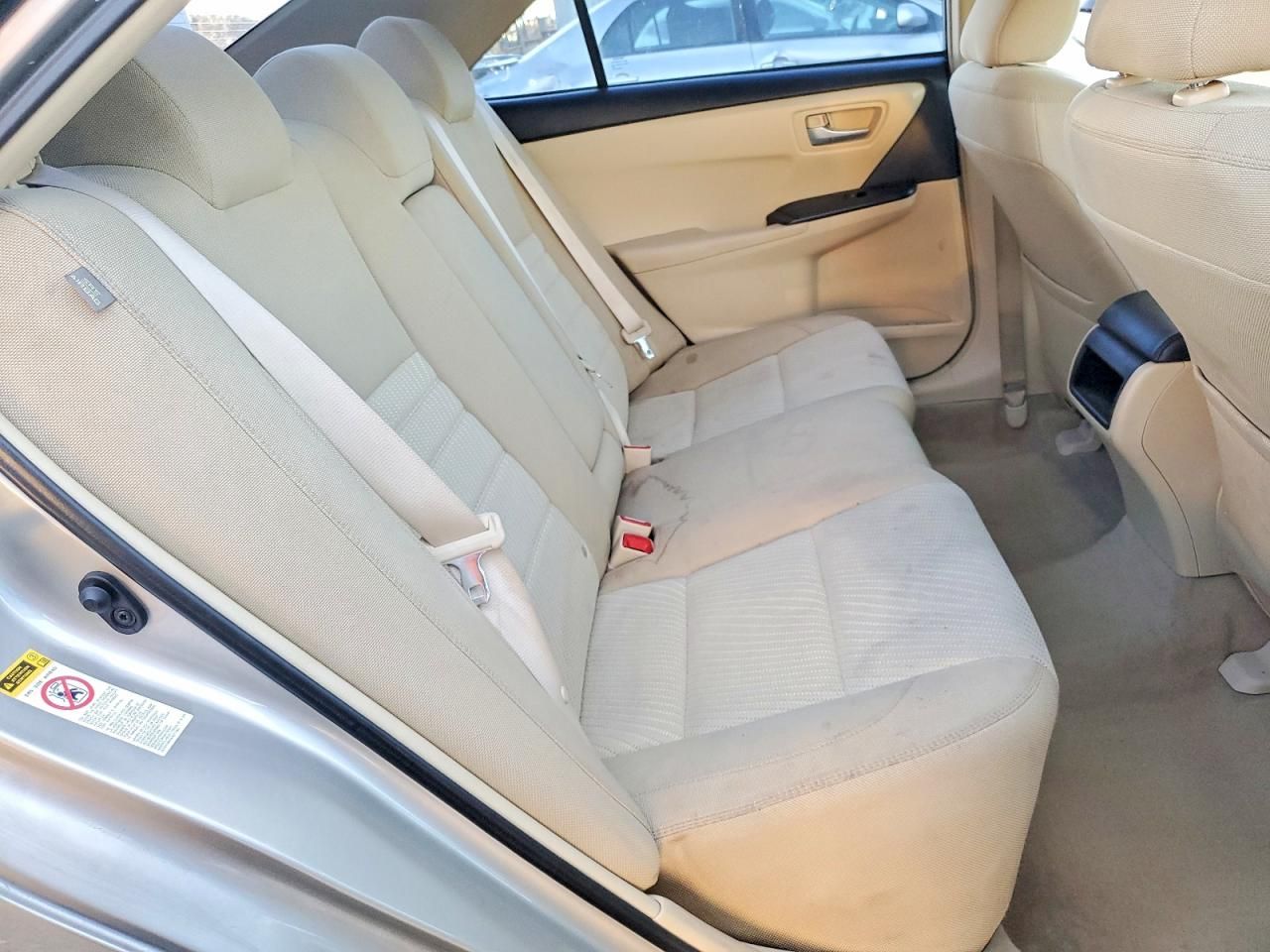 2016 Toyota Camry le