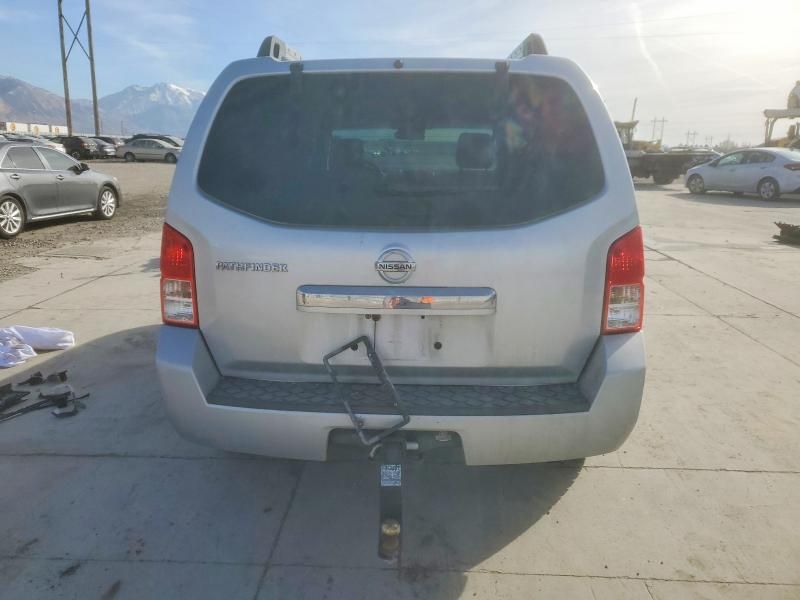 2011 Nissan Pathfinder s