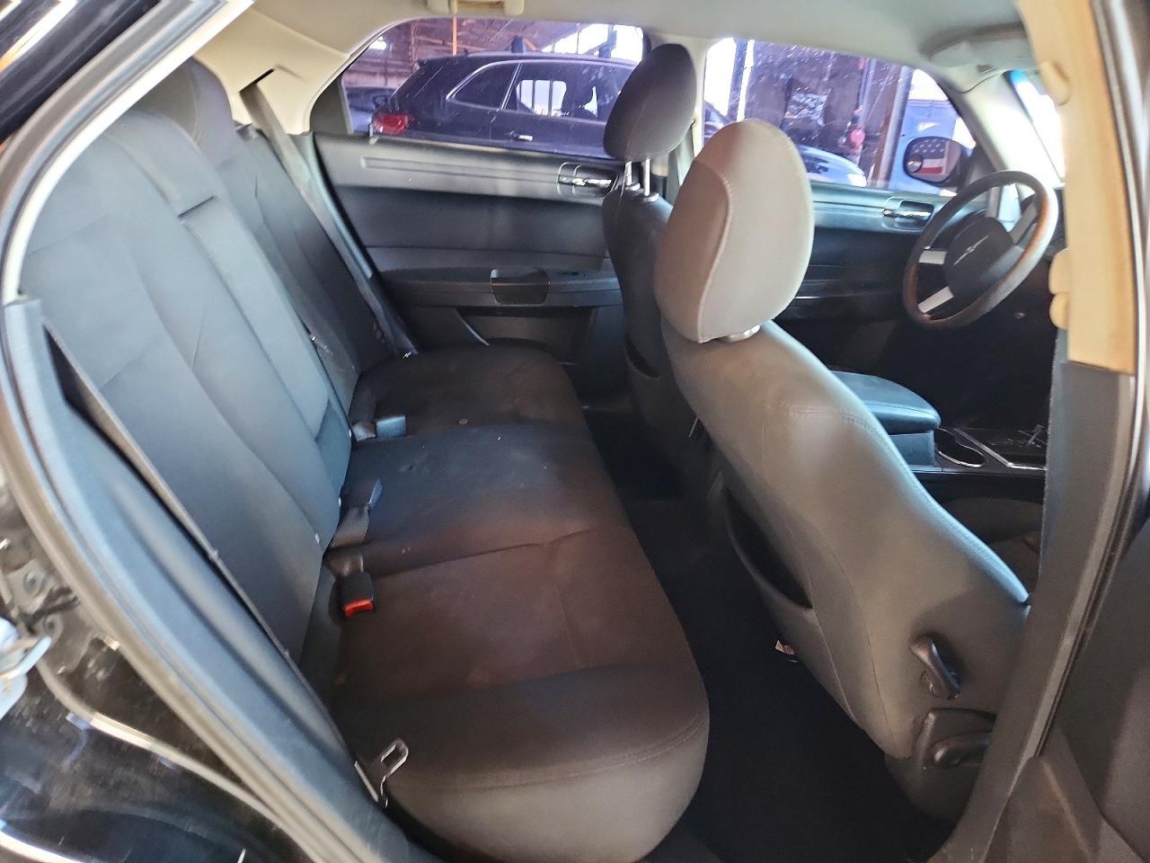 2008 Chrysler 300 lx