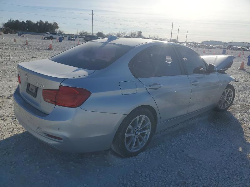 2017 BMW 320 i