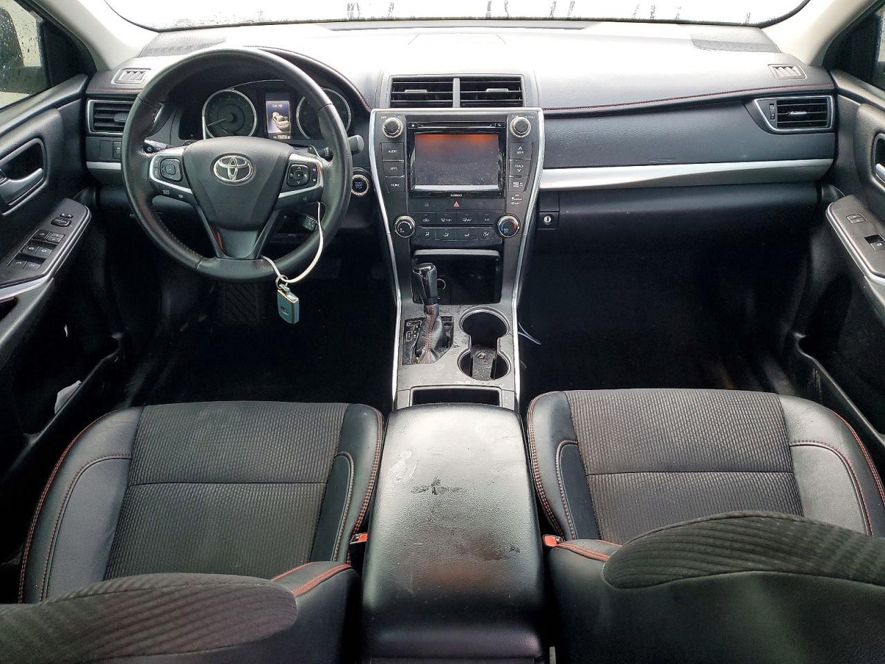 2017 Toyota Camry le