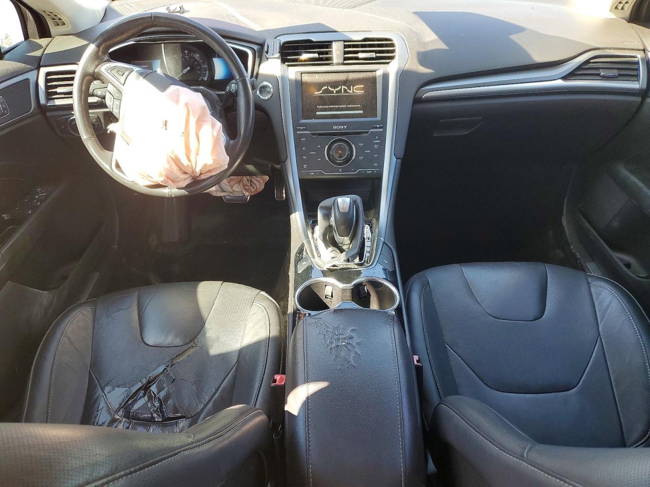 2014 Ford Fusion Titanium hev