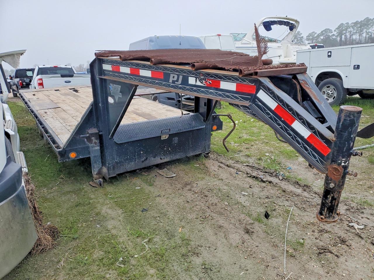 2017 PJ Flatbed Trailer