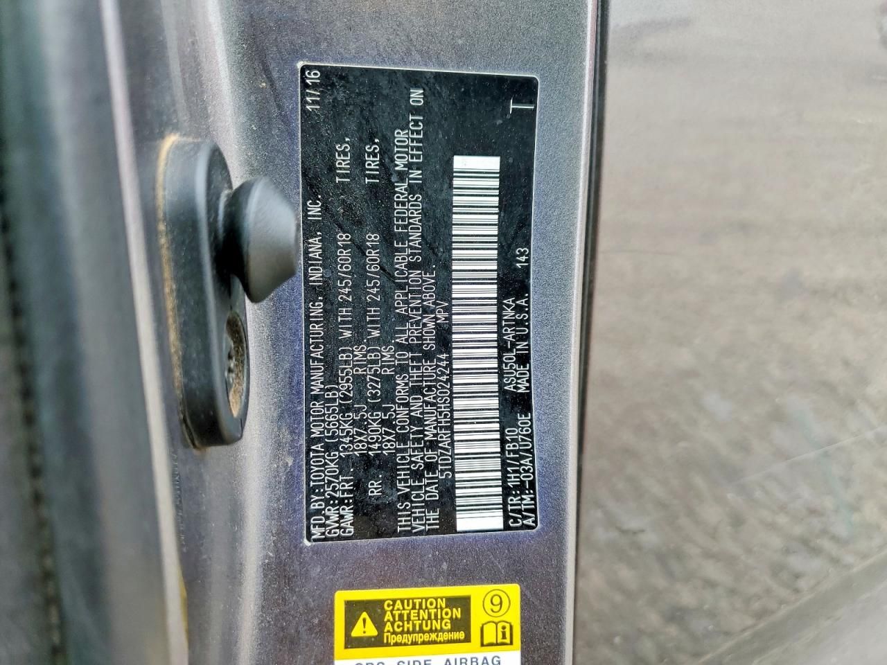 2017 Toyota Highlander le