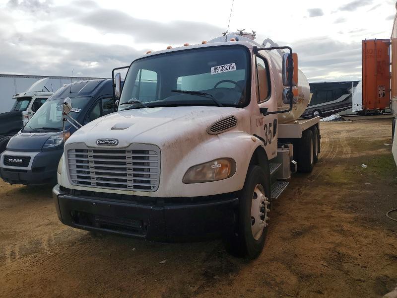 2007 Freightliner Business Class M2 Tank Truck