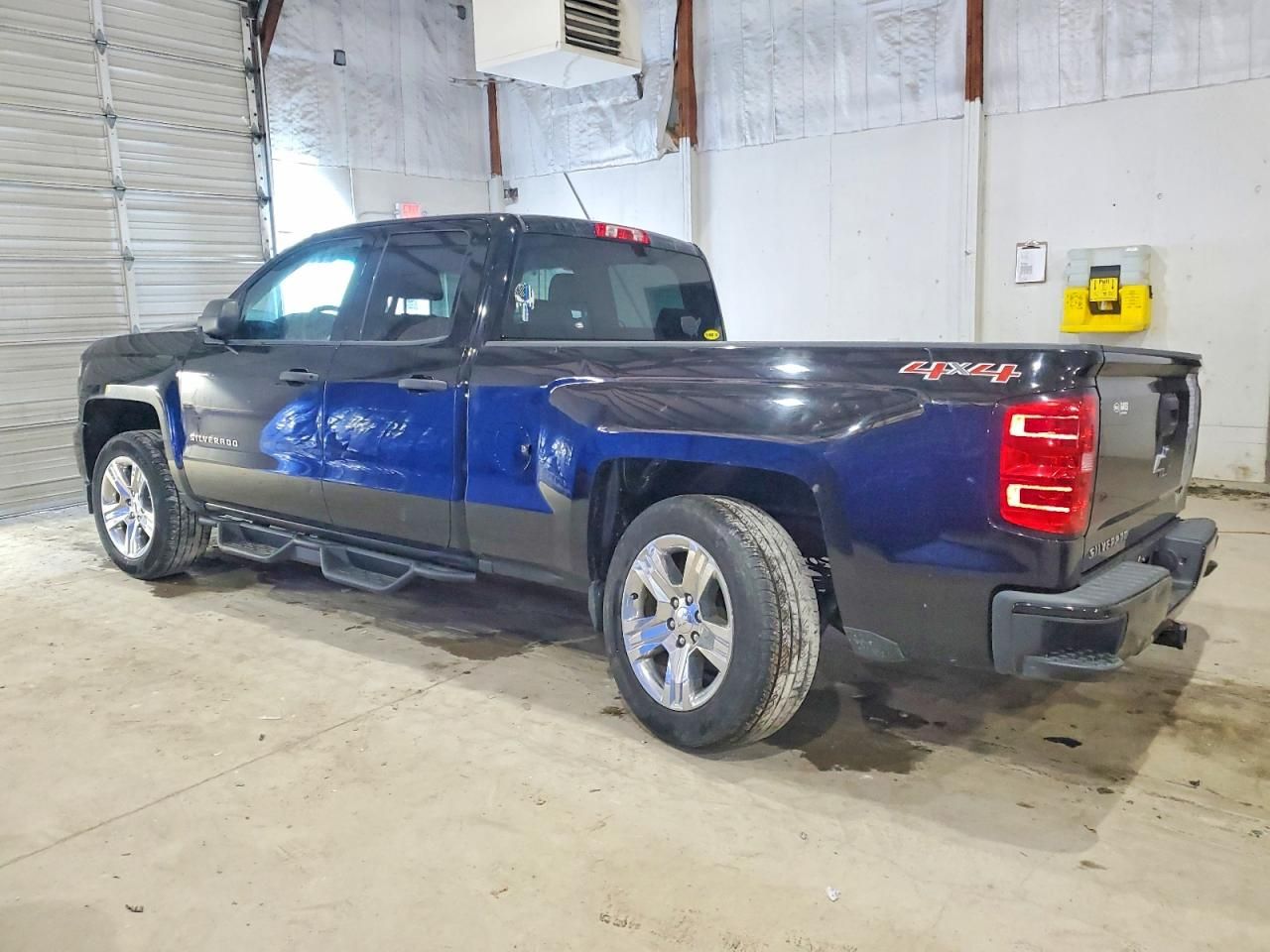 2017 Chevrolet Silverado K1500 Custom