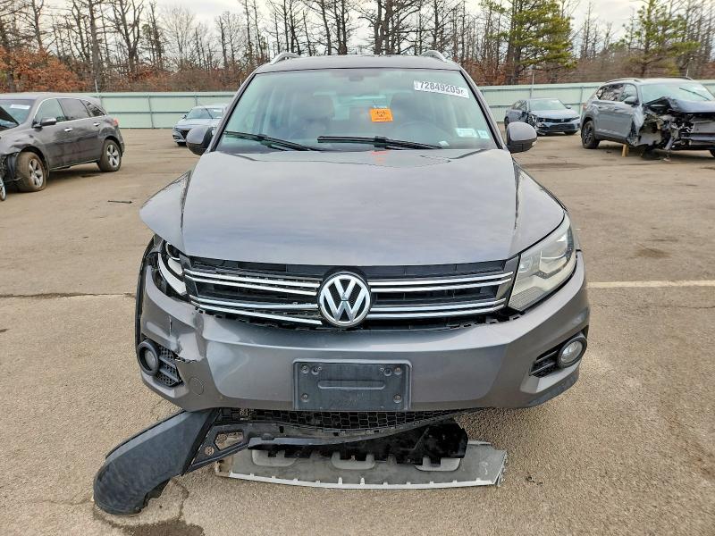 2016 Volkswagen Tiguan s