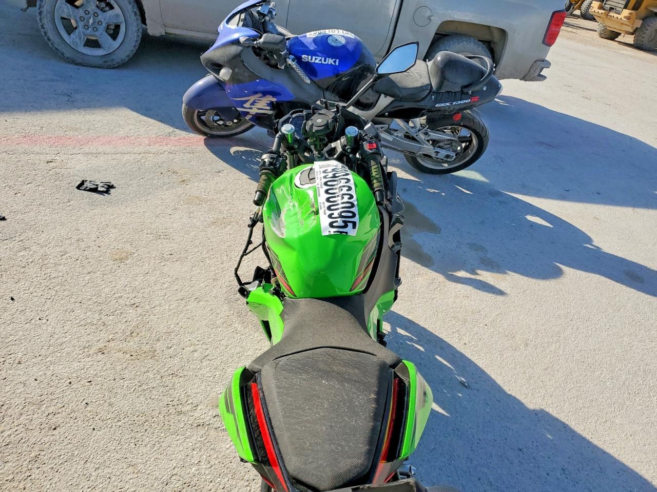 2023 Kawasaki EX400