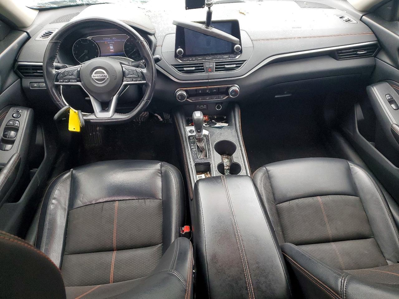 2021 Nissan Altima sr