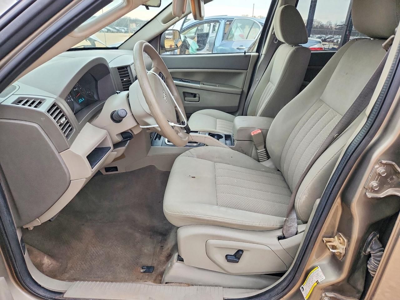 2006 Jeep Grand Cherokee Laredo