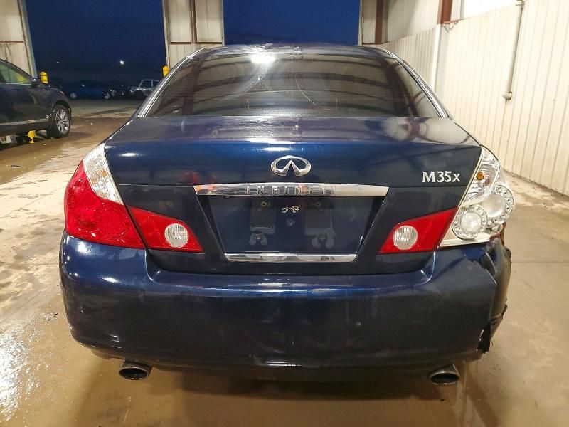 2006 Infiniti M35 Base