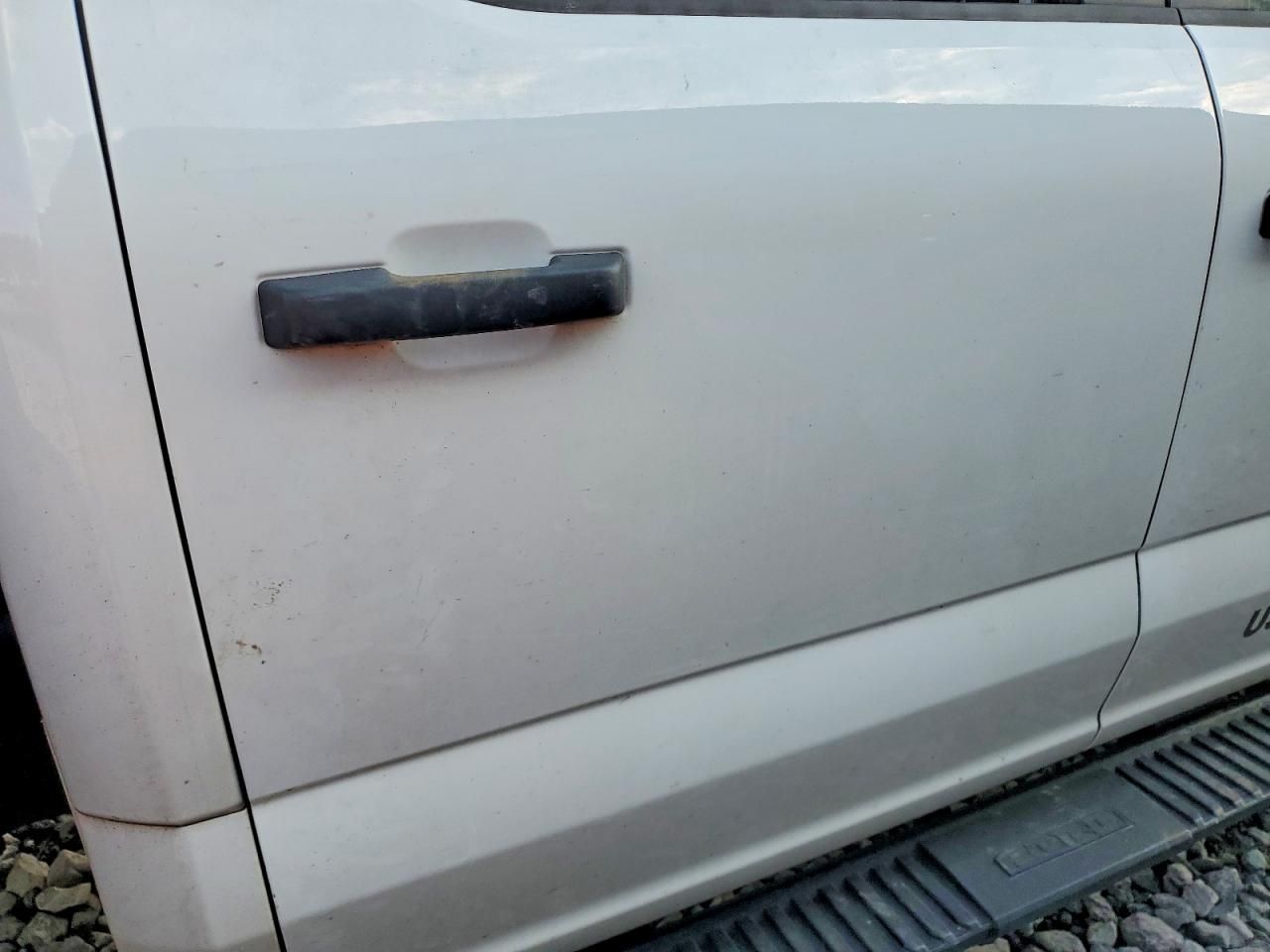 2023 Ford F550 Super Duty Flatbed Truck