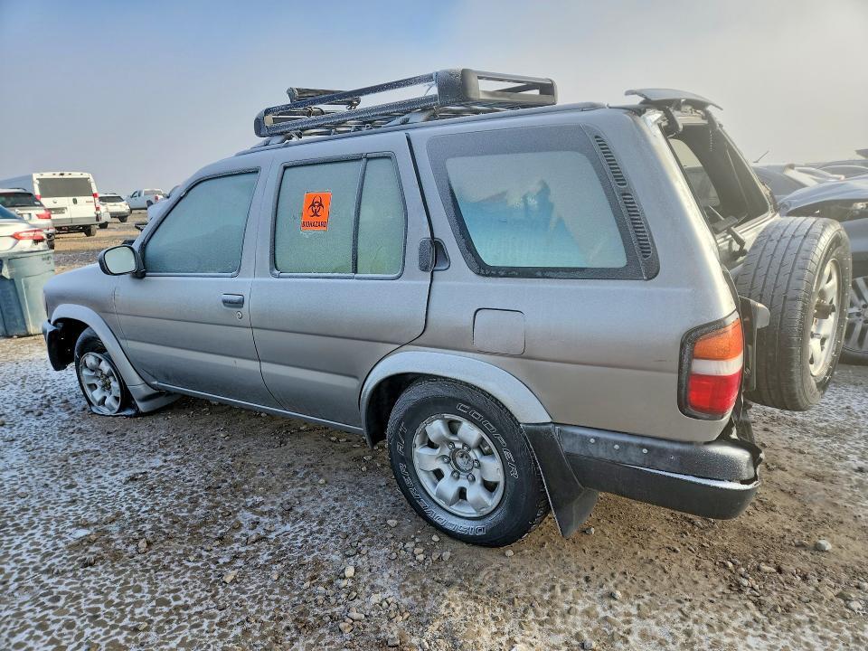 1999 Nissan Pathfinder