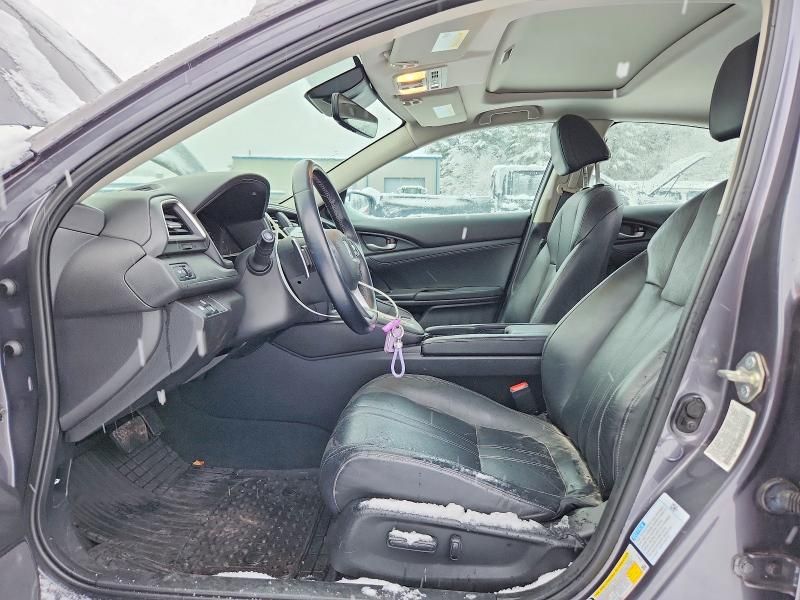 2019 Honda Insight Touring