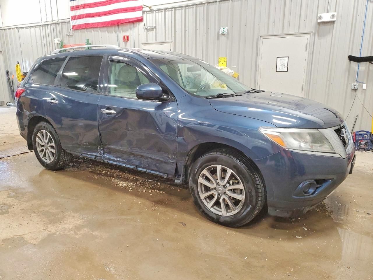 2016 Nissan Pathfinder s