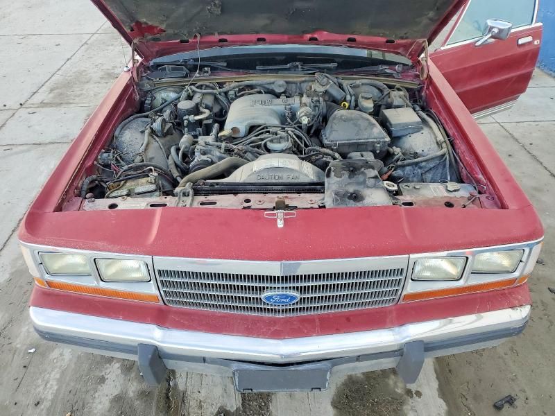 1990 Ford Crown Victoria lx