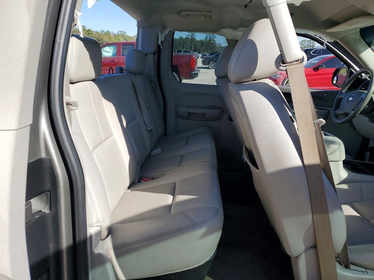 2012 Chevrolet Silverado C1500 lt