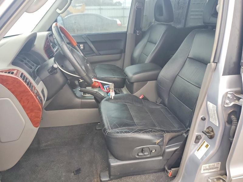 2004 Mitsubishi Montero Limited