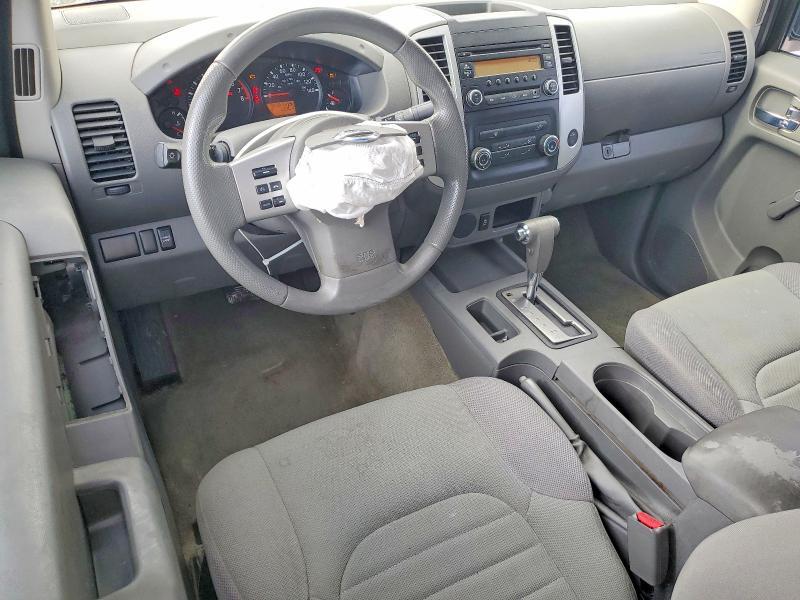 2016 Nissan Frontier s