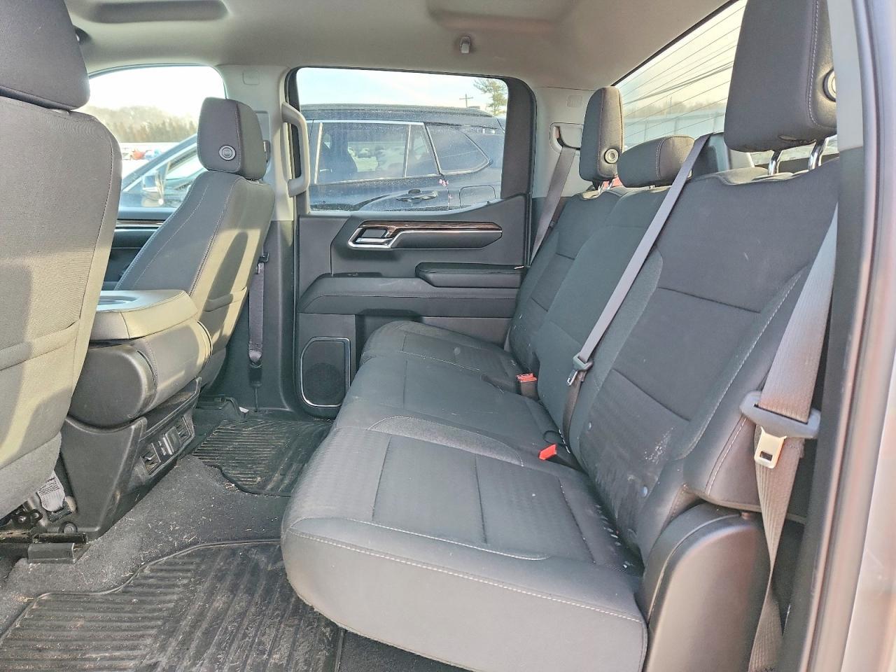 2024 Chevrolet Silverado K1500 LT-L