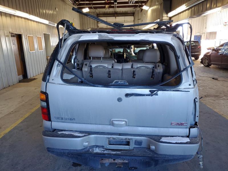 2004 GMC Yukon Denali