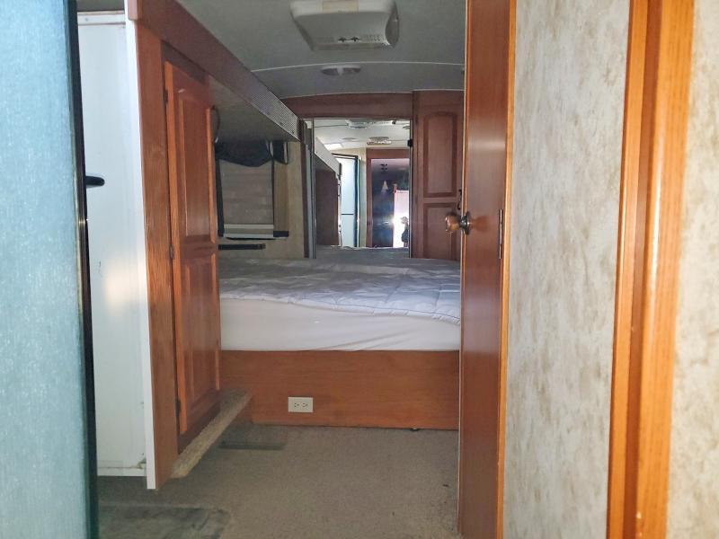 2012 Keystone Montana HI