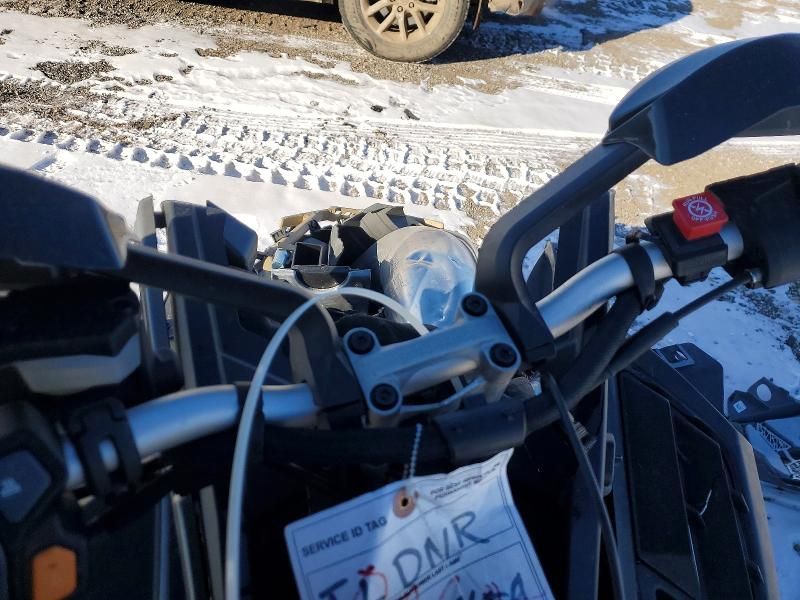 2025 Polaris 2025 pol Snowmobile