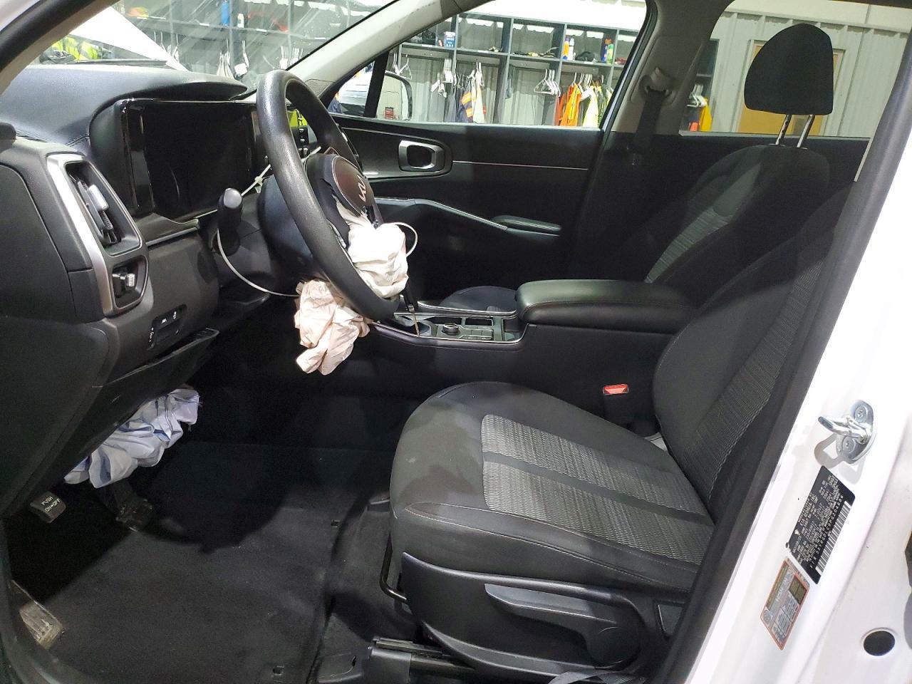 2023 KIA Sorento lx