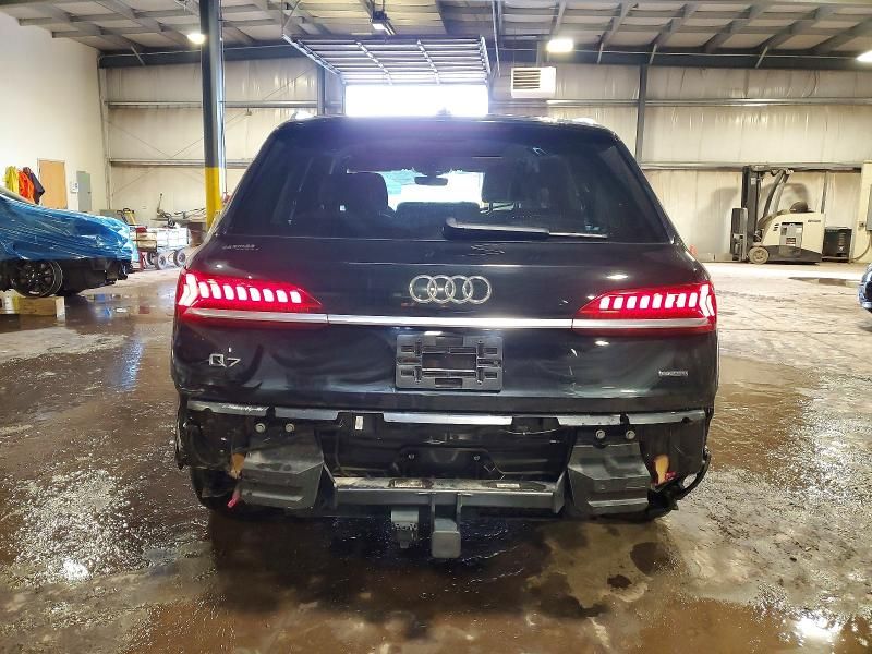 2021 Audi Q7 Premium