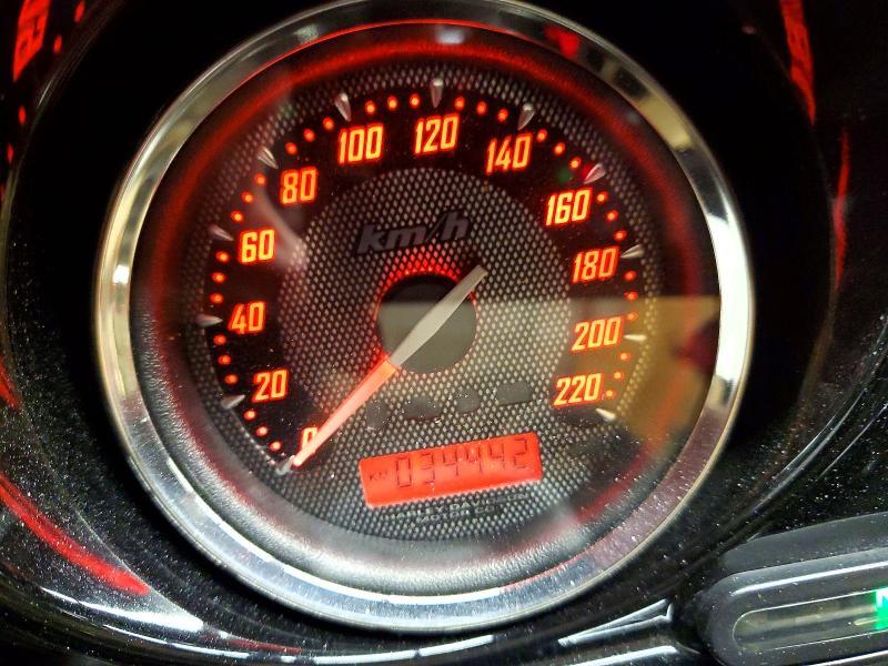 2011 Harley-Davidson FLHXSE2