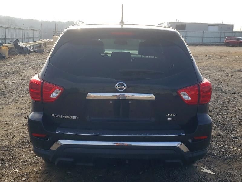 2017 Nissan Pathfinder s