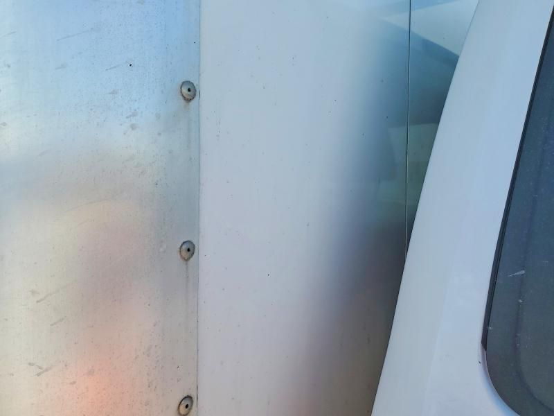 2019 Ford F550 Super Duty BOX Truck