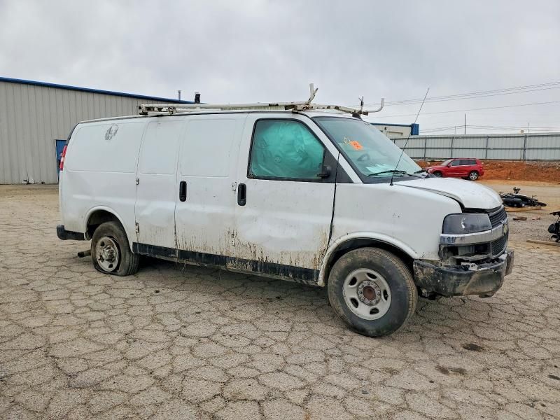 2019 Chevrolet Express Delivery van