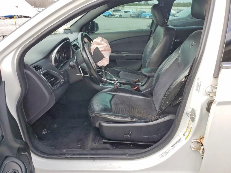 2014 Chrysler 200 Limited