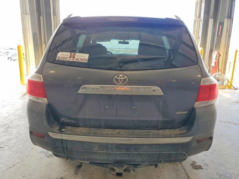 2013 Toyota Highlander Base