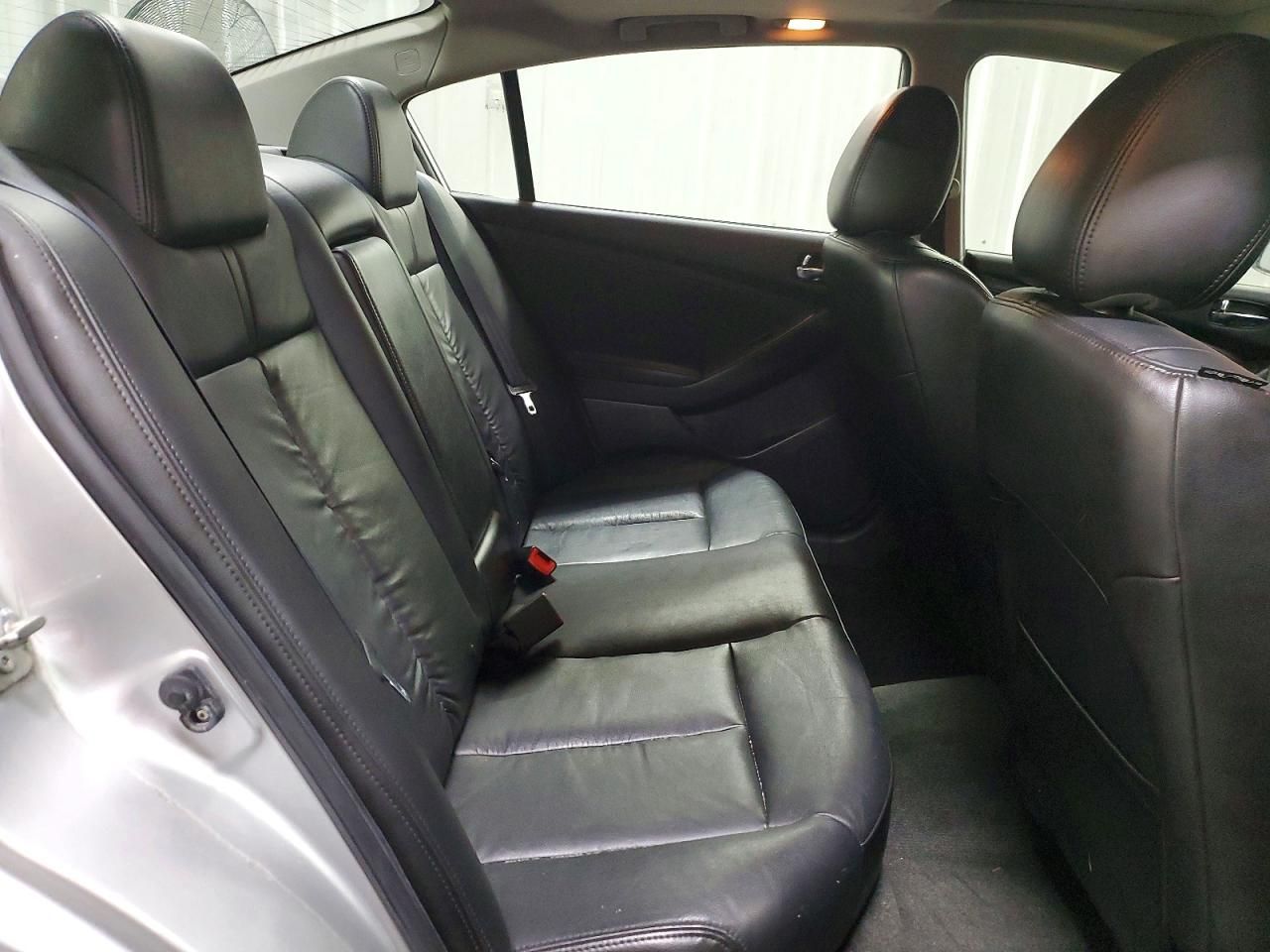 2011 Nissan Altima Base