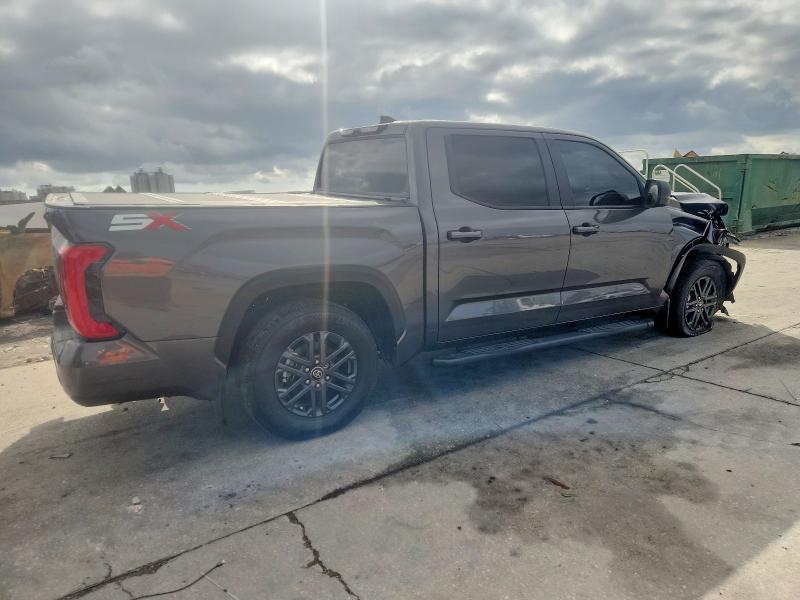 2025 Toyota Tundra Crewmax SR5