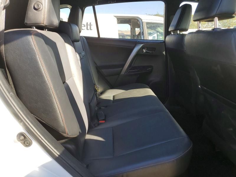 2018 Toyota Rav4 Hybrid se