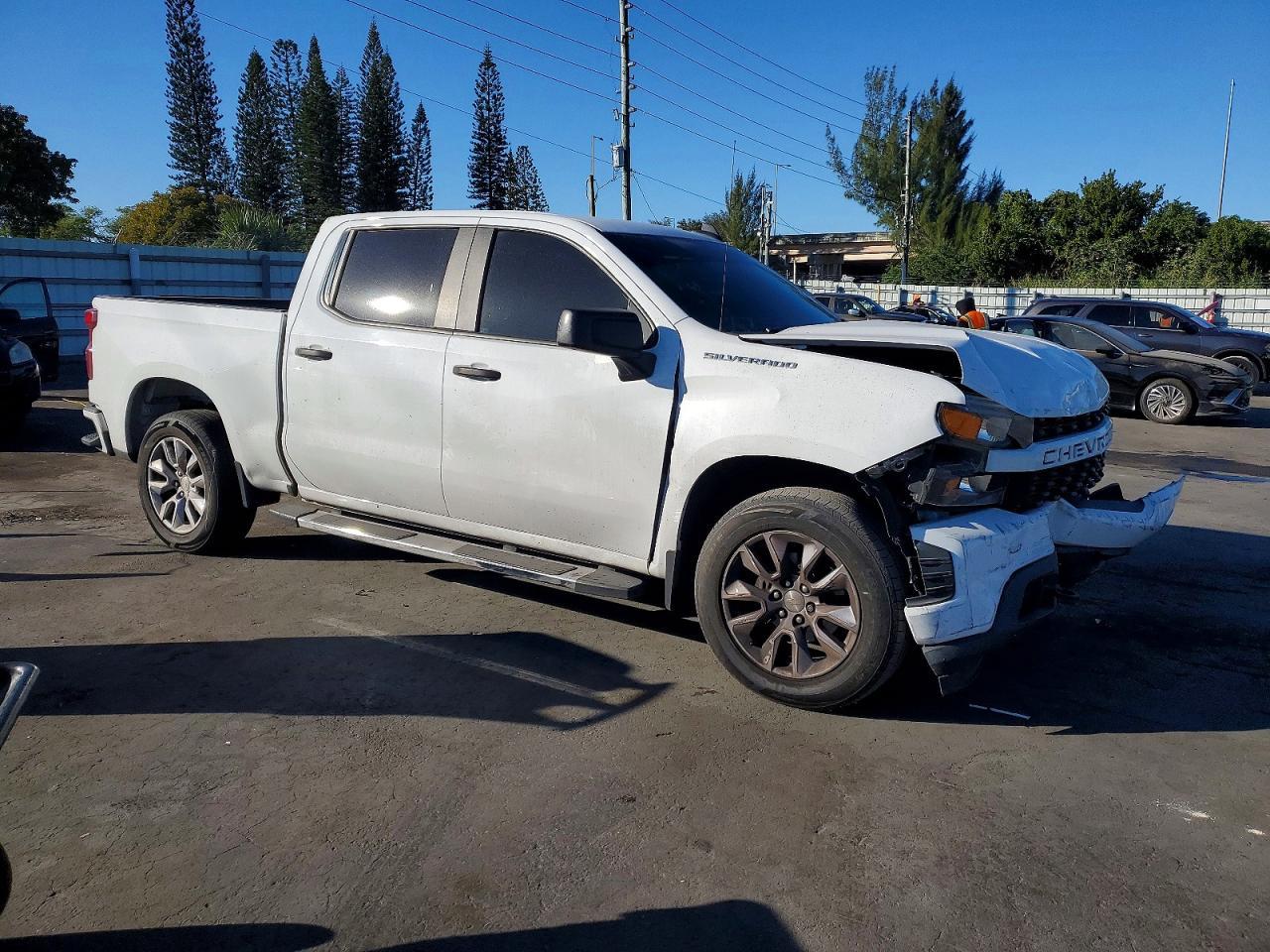 2019 Chevrolet Silverado C1500 Custom