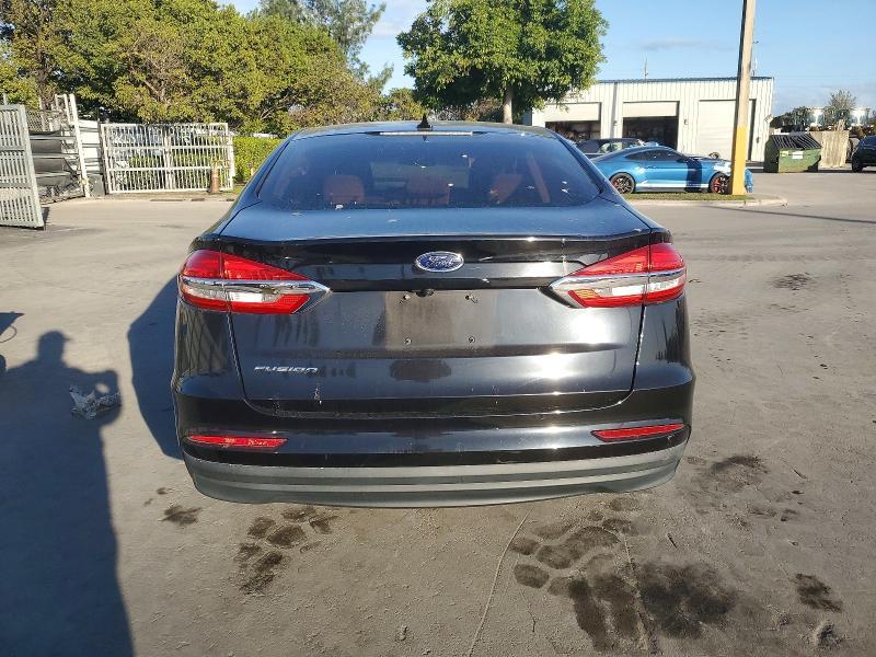 2020 Ford Fusion s