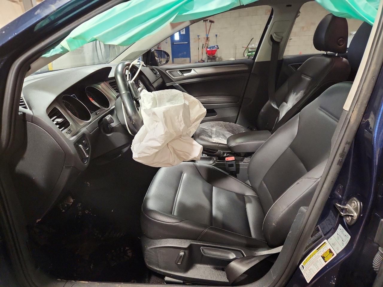 2016 Volkswagen Golf S/se