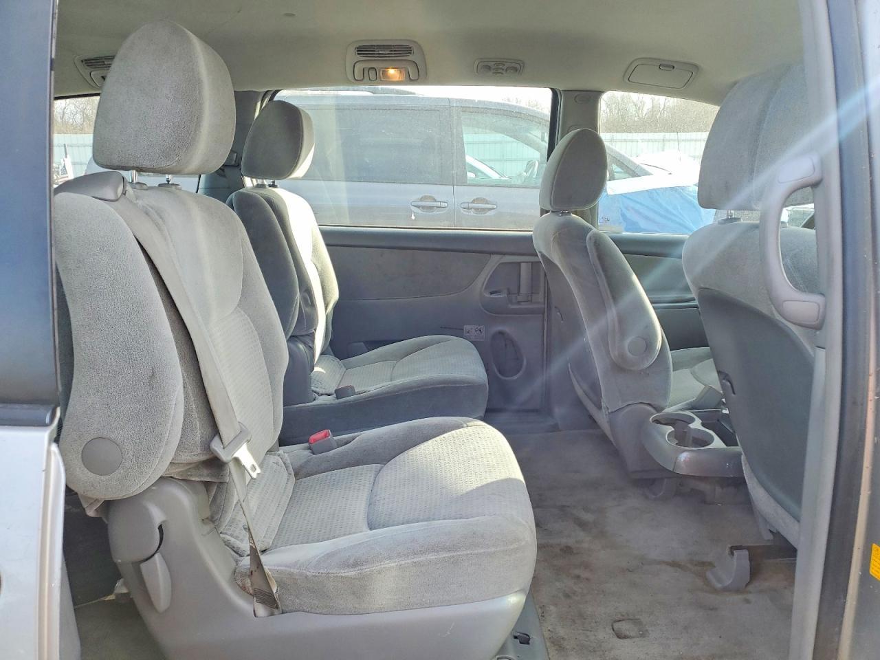 2010 Toyota Sienna ce
