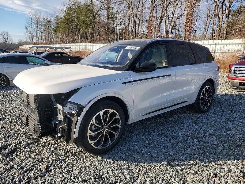 2025 Lincoln Nautilus Reserve