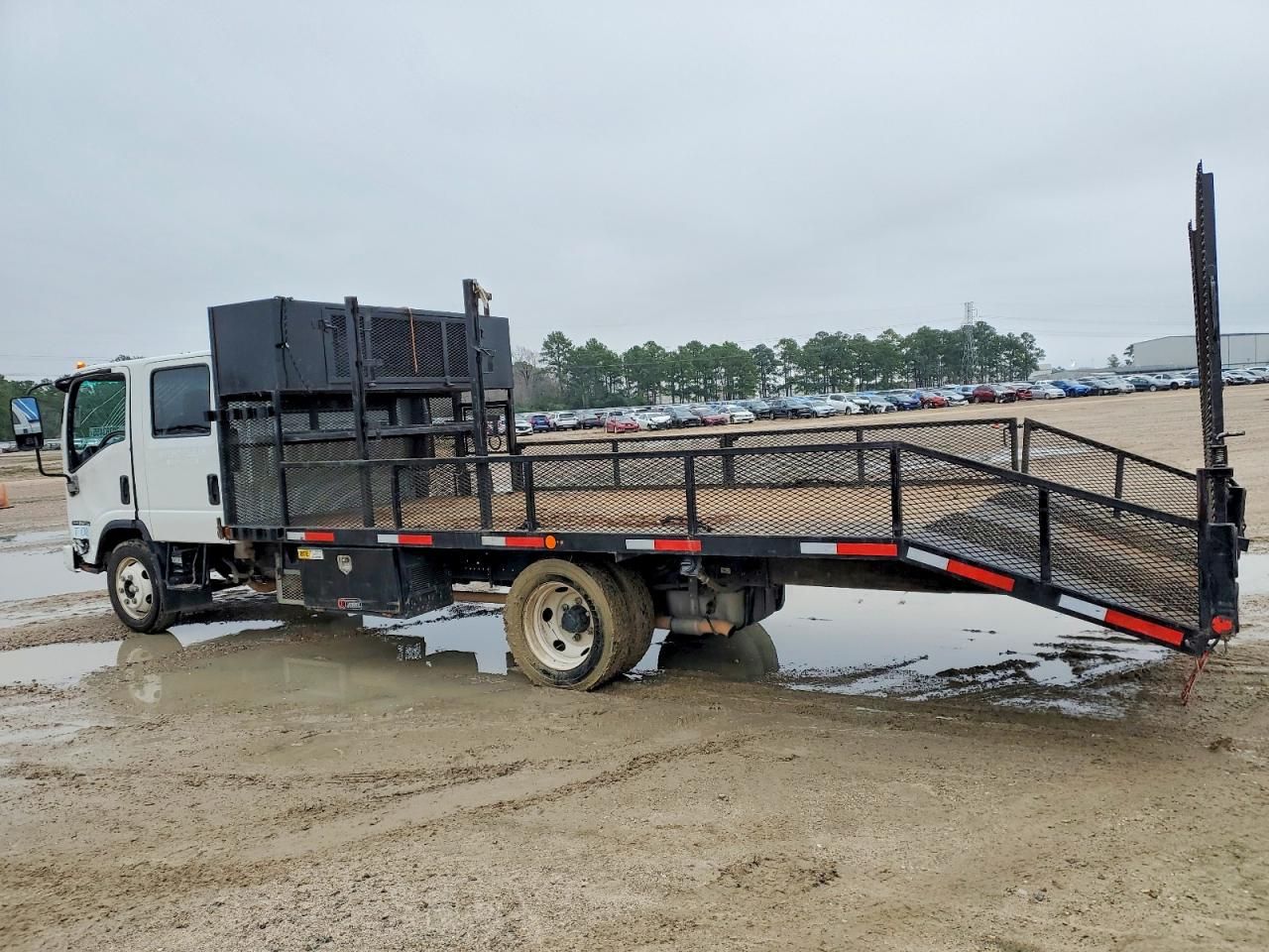 2024 Isuzu NPR HD Crew Cab Flatbed Truck