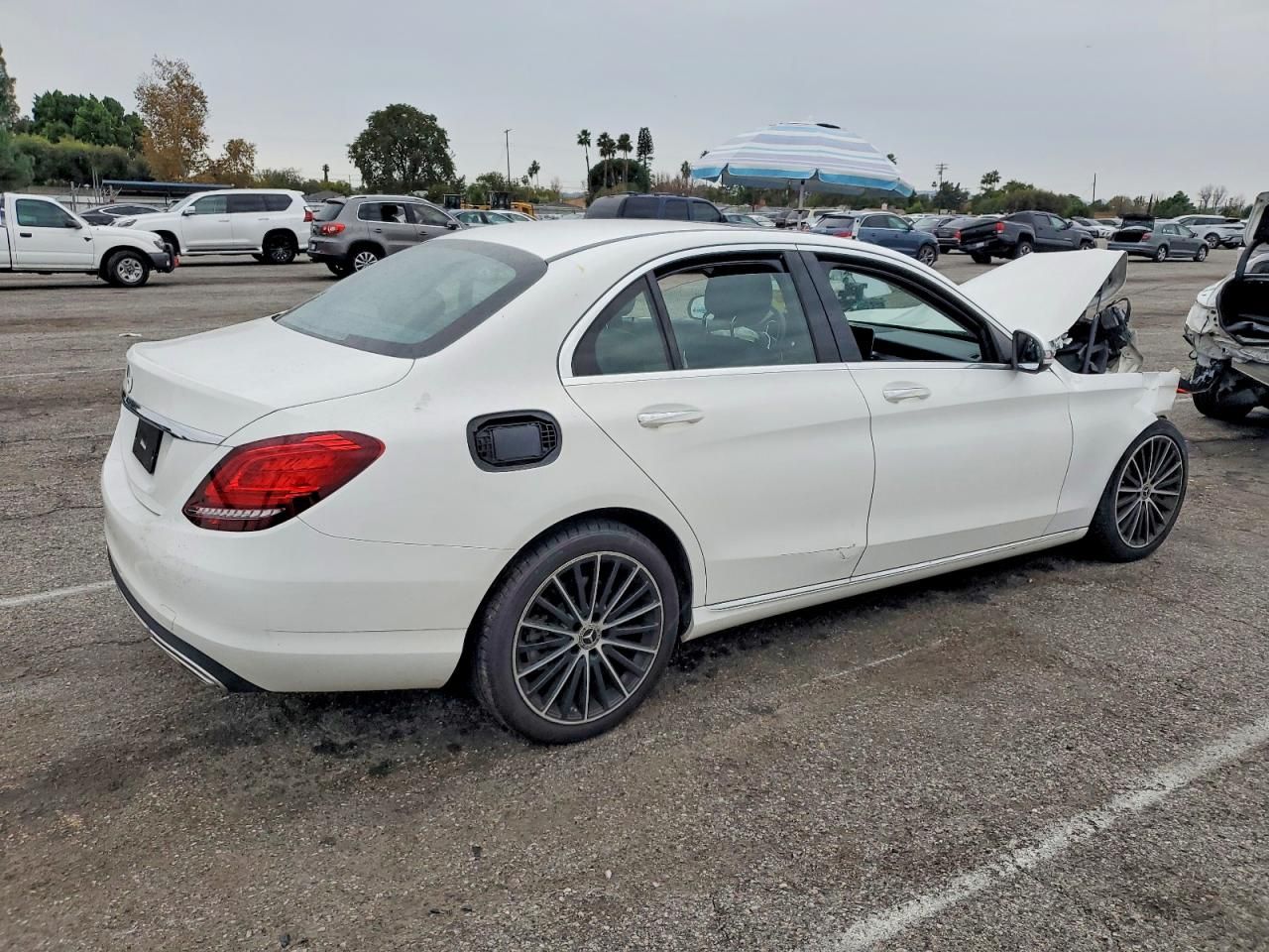 2020 Mercedes-Benz C300