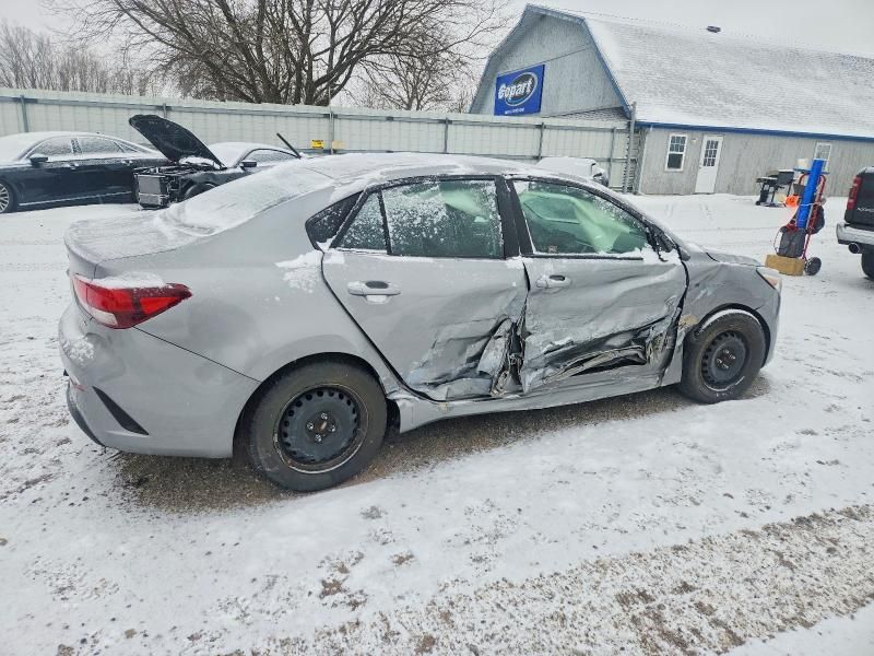 2021 KIA Rio lx