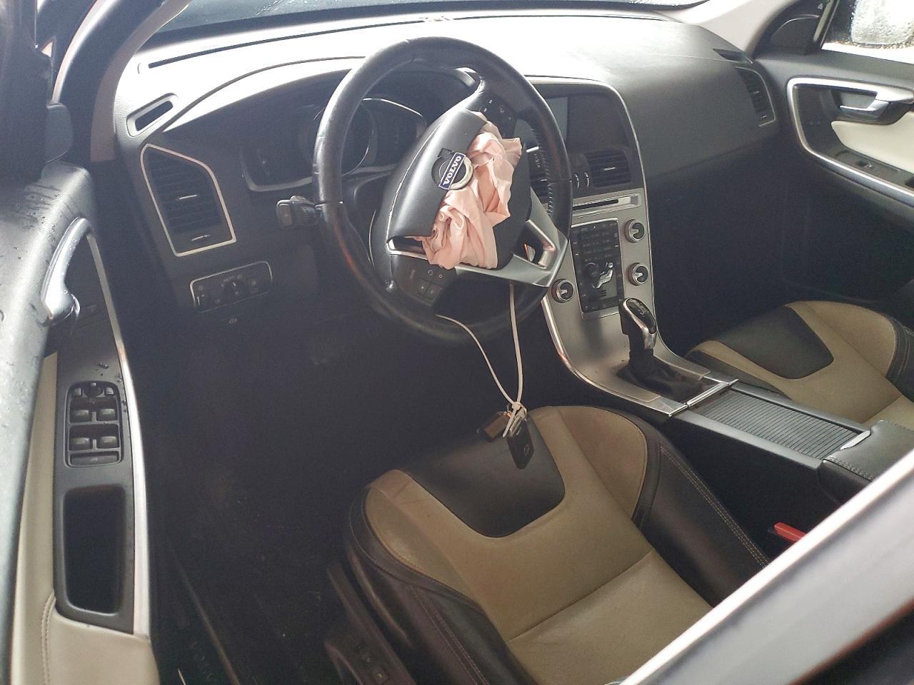 2017 Volvo Xc60 T5 Dynamic