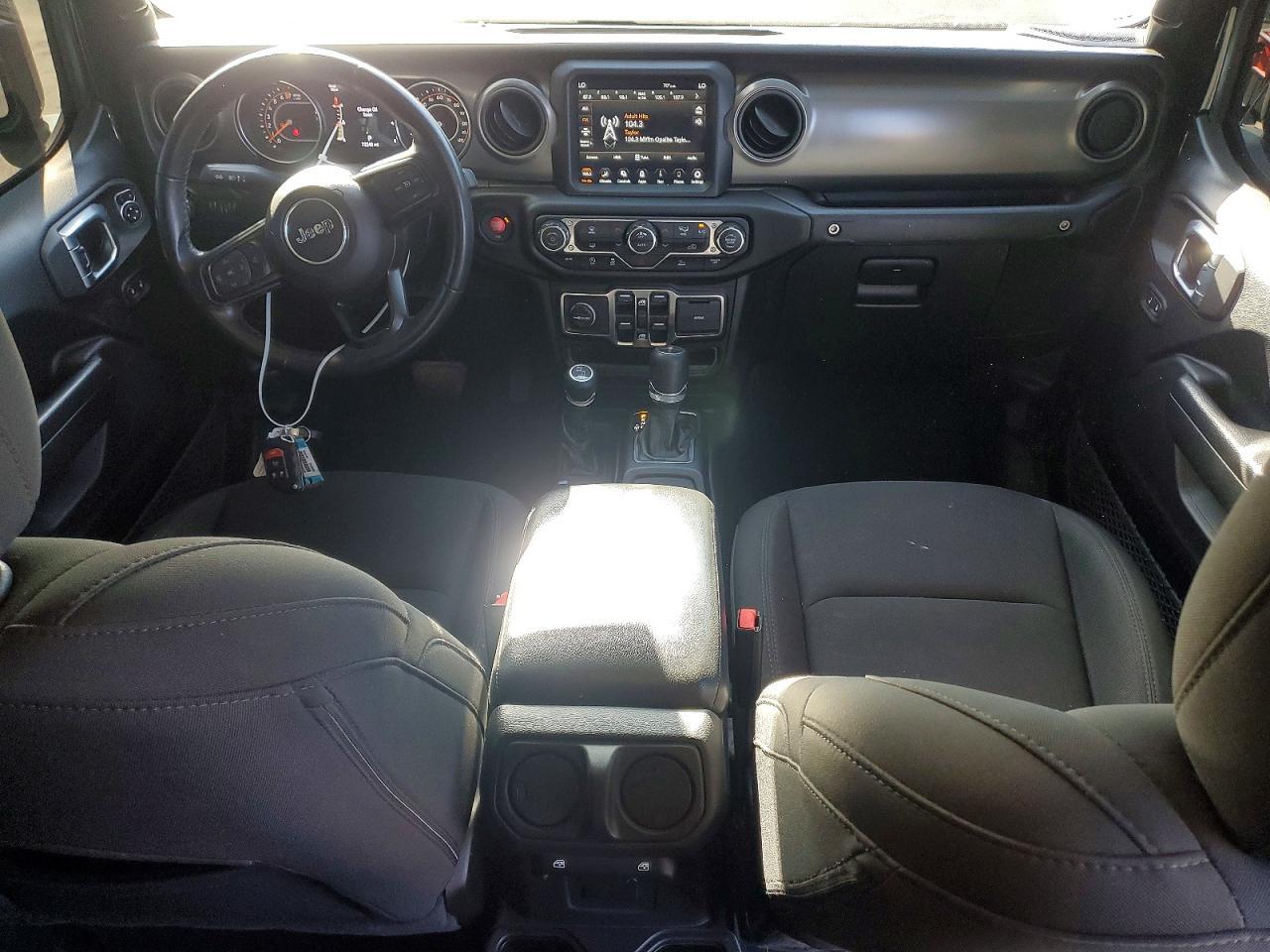 2022 Jeep Gladiator Sport