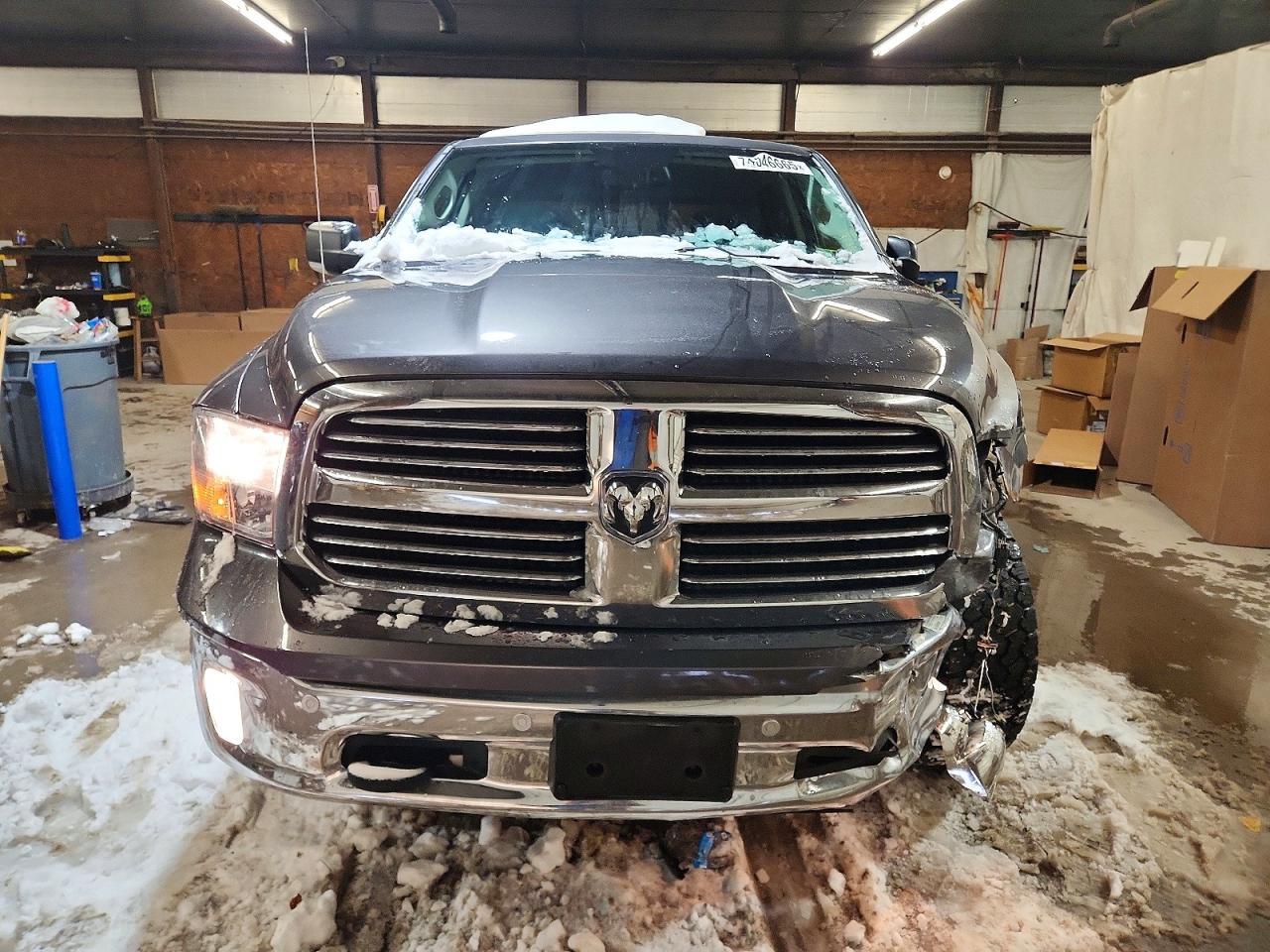 2017 Dodge RAM 1500 SLT