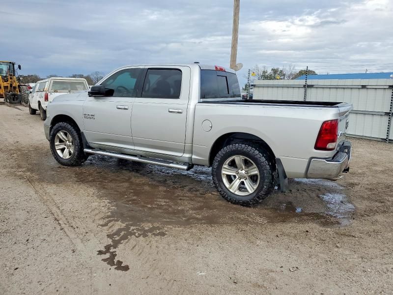 2013 Dodge Ram 1500 slt